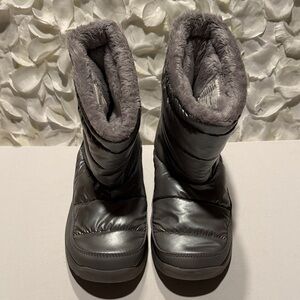 tek gear Grey Quilted Faux-Fur Winter Boots